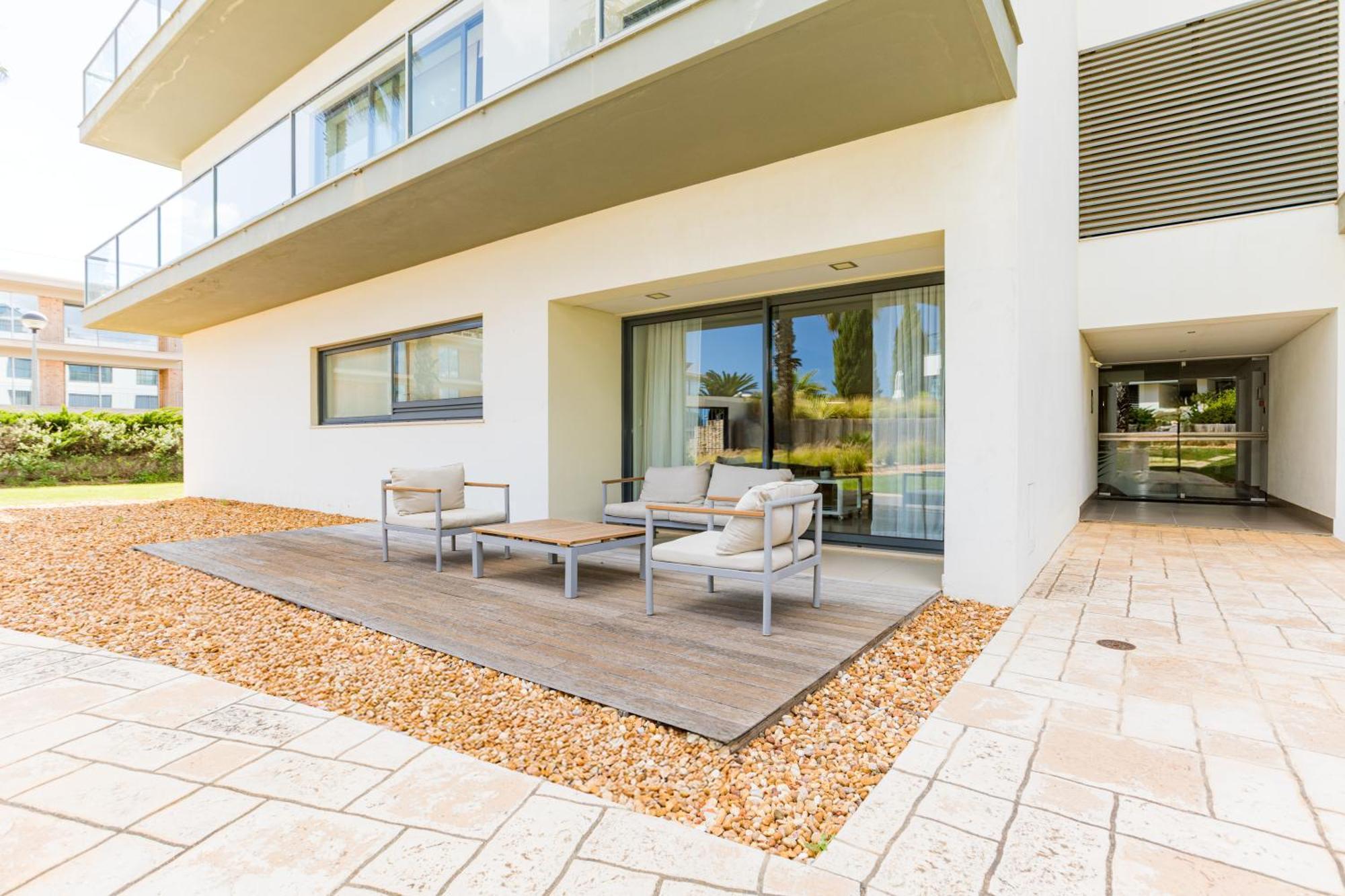 Cavalo Preto Luxury Beach Apartment By Golden Zenith Куартейра Екстериор снимка