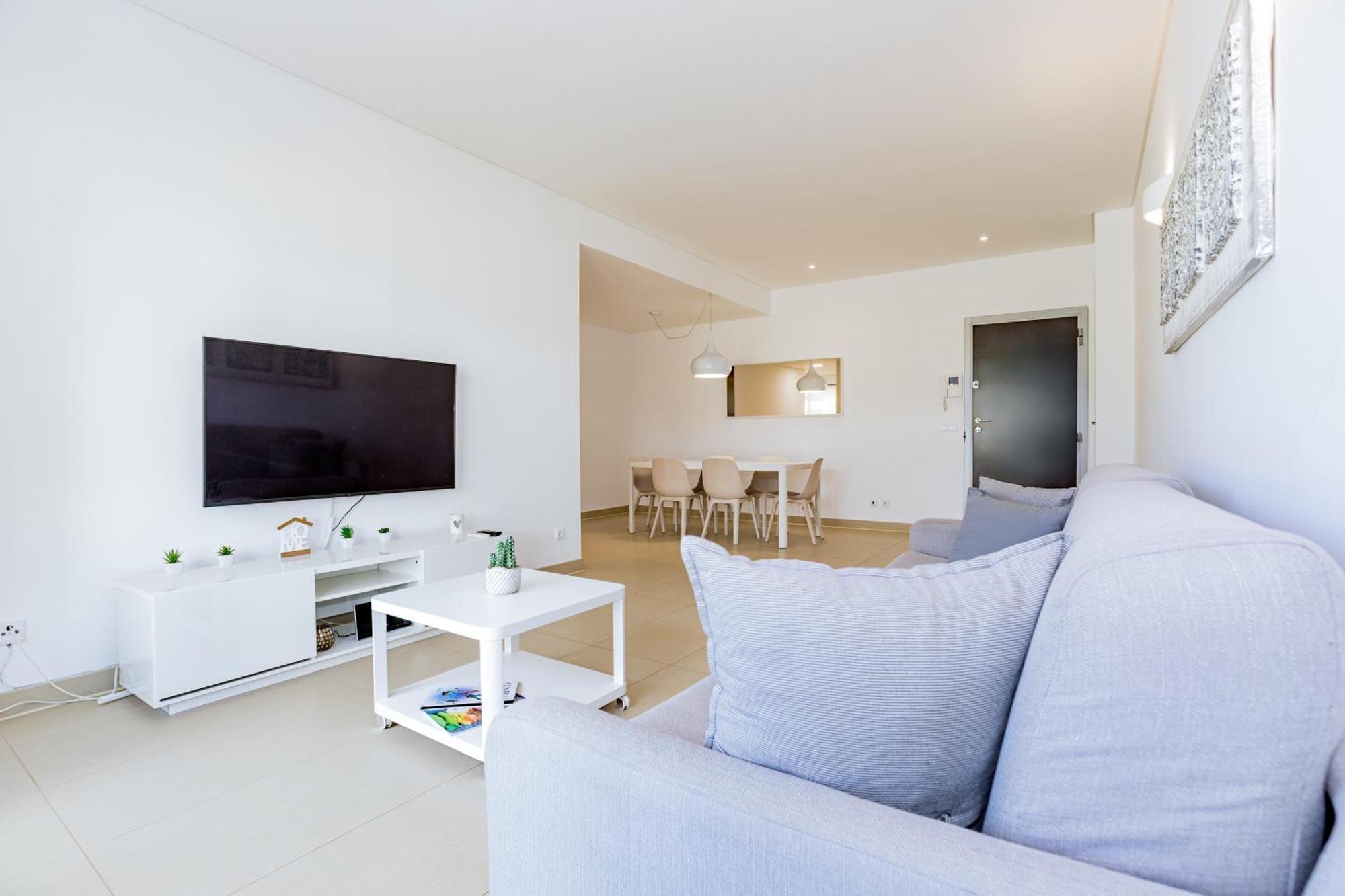 Cavalo Preto Luxury Beach Apartment By Golden Zenith Куартейра Екстериор снимка