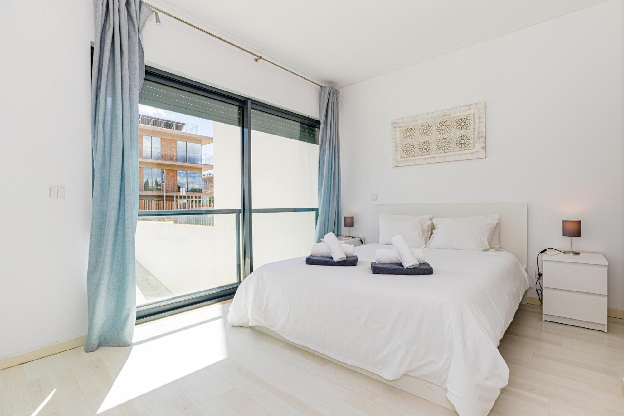 Cavalo Preto Luxury Beach Apartment By Golden Zenith Куартейра Екстериор снимка